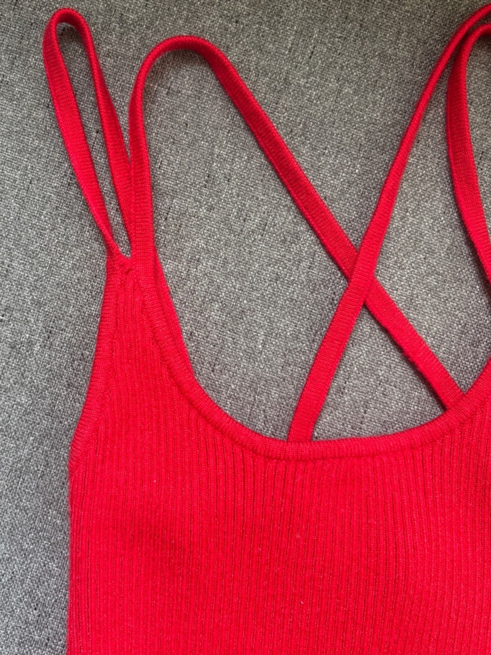 Princess Polly Red Rafiya Top - Picture 6 of 8